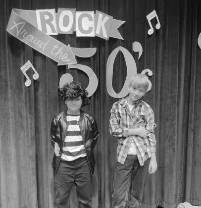 Walters Elementary Fifth Presented “Rock Around The 50’s