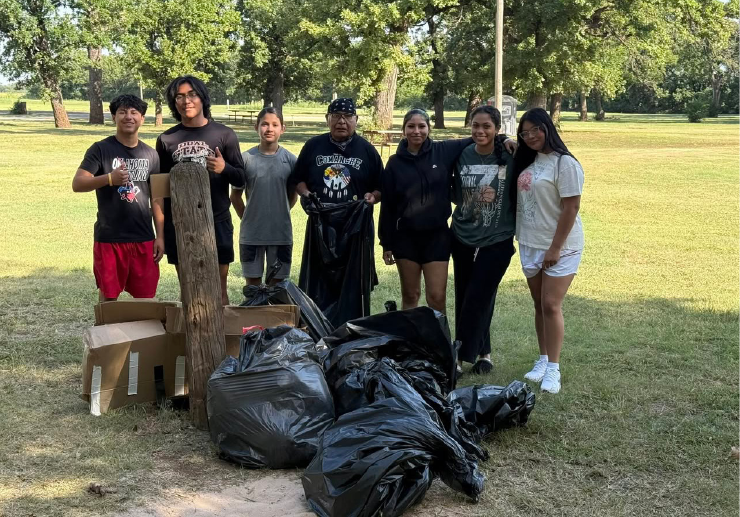 Comanche Academy Summer Youth Workers/Comanche Nation Help Keep Our Community Beautiful!