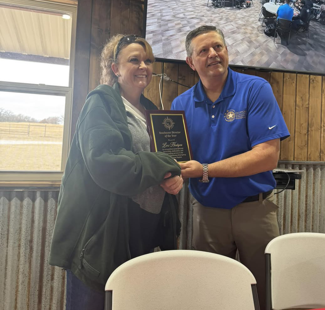 Lori Hedges Southwest Director of the Year